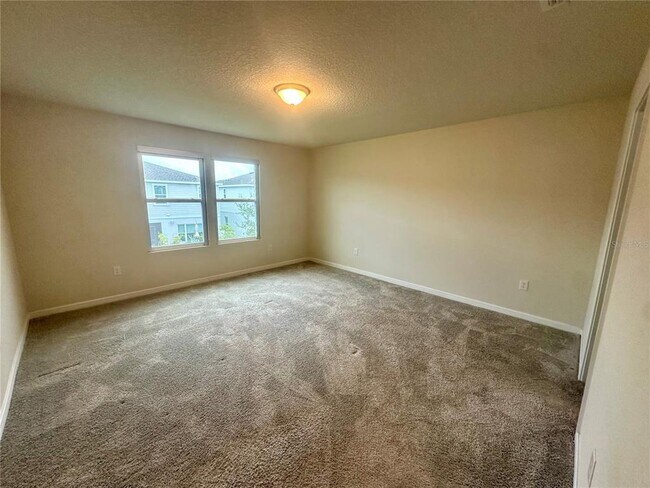 Building Photo - 1261 Regal King Dr