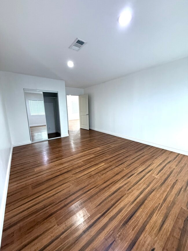 Building Photo - 12622 Fletcher Dr