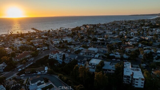 Building Photo - 256 Avenida Madrid