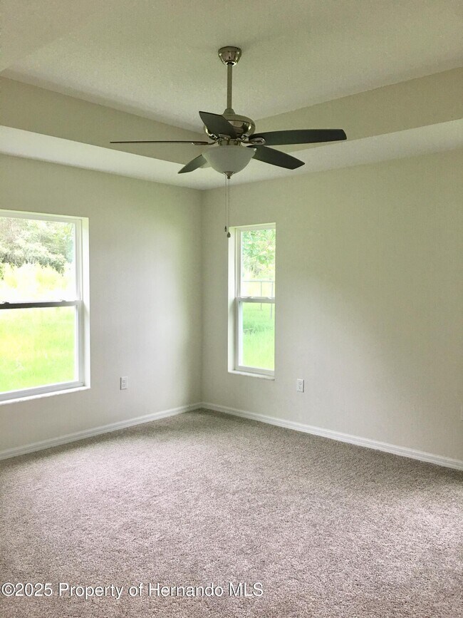 Building Photo - 5635 Pillar Ave