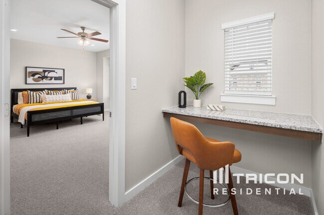 Building Photo - 5468 Sandstone Dr