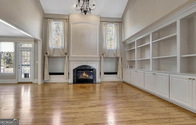 Building Photo - 795 Birkdale Dr