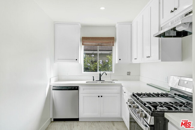 Building Photo - 1908 12th St