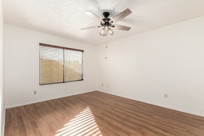 Building Photo - 21057 N 34th Dr