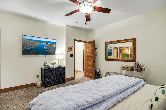 Building Photo - 203 Da Gullah Way