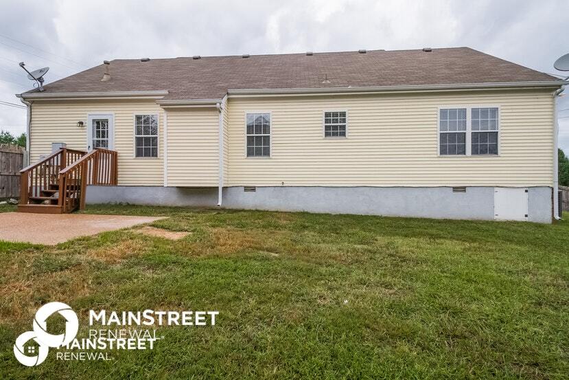 Building Photo - 2800 Sutherland Dr