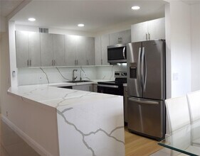 Building Photo - 13250 SW 4th Ct