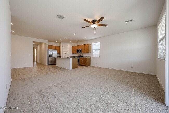 Building Photo - 25183 N 172nd Dr