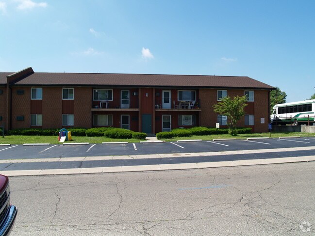 Building Photo - Applecreek Apartments