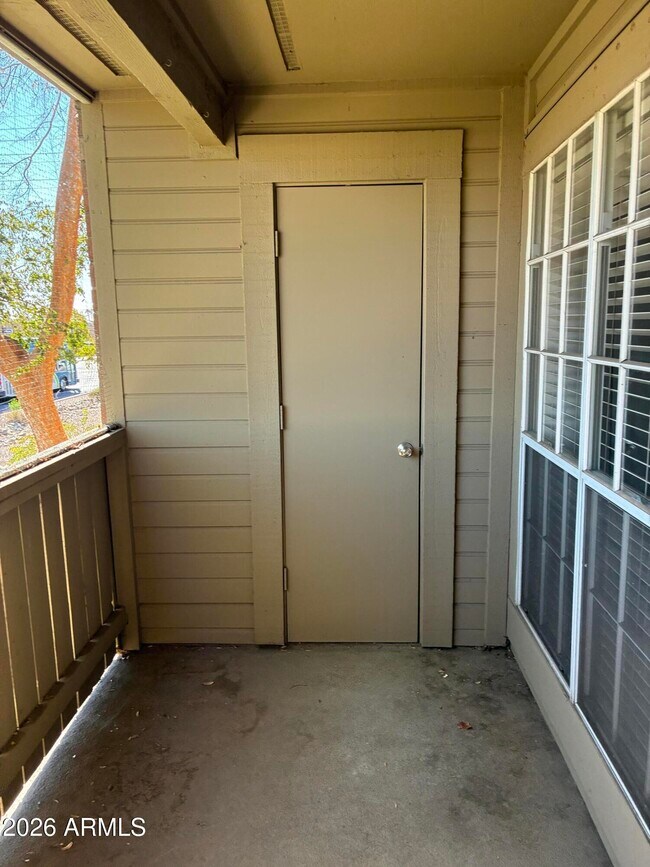 Building Photo - 200 E Southern Ave