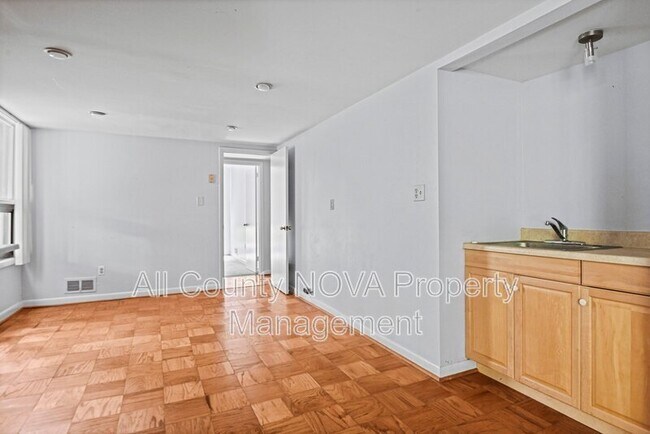 Building Photo - 8108 Timber Valley Ct