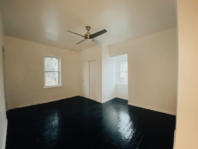 Building Photo - NEWLY RENOVATED 2 BEDROOM IN THE HEART OF BLOOMFIELD!