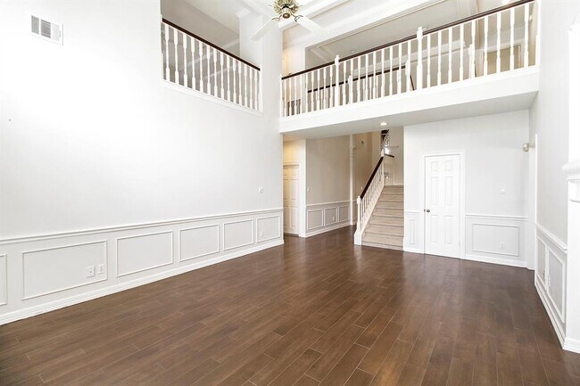 Building Photo - 14127 Swallowfield Dr