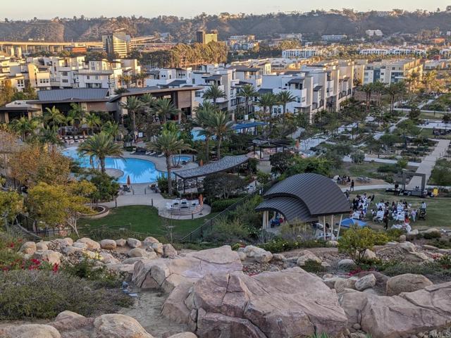 Building Photo - 2950 Via Alta Pl