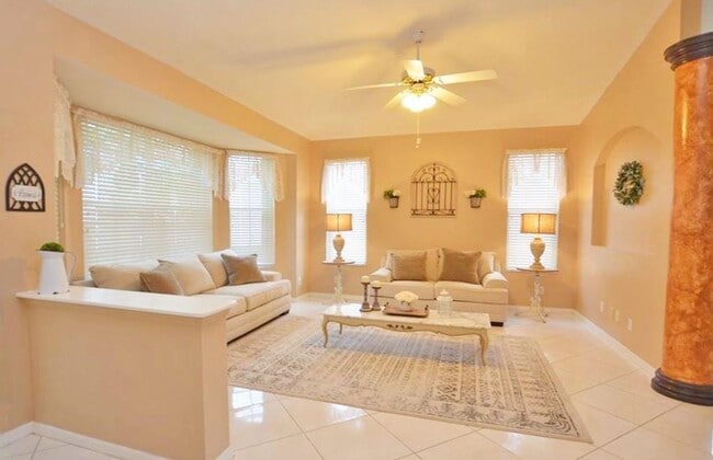 Building Photo - ***MOTIVATED LANDLORD***WONDERFUL ANNUAL 3...