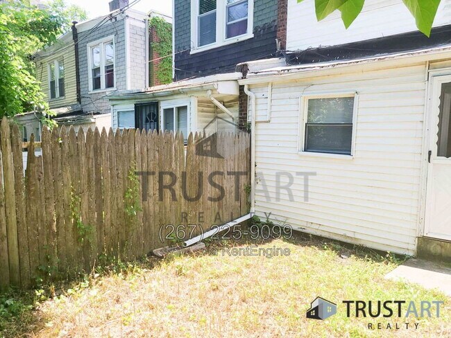 Building Photo - 4917 Greene St