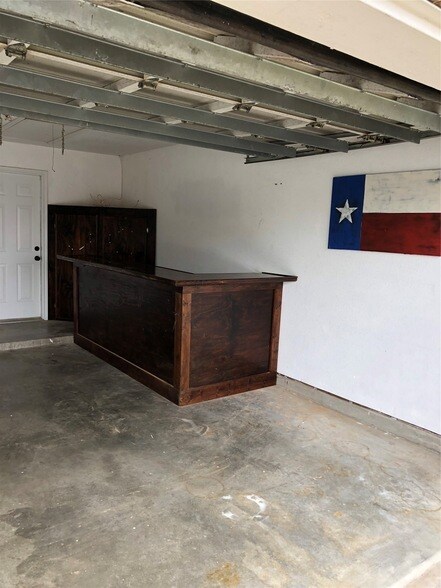 Building Photo - 13322 Colton Ln
