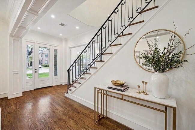 Building Photo - 3917 Tennyson St