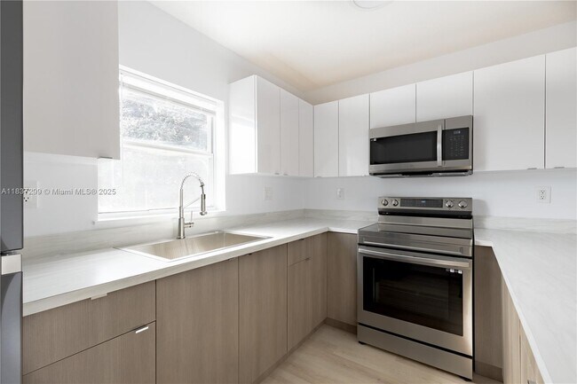 Building Photo - 9720 SW 184th St