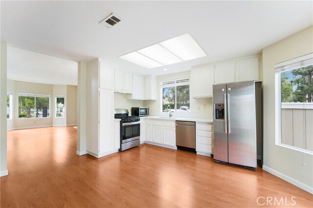 Building Photo - 120 Monroe