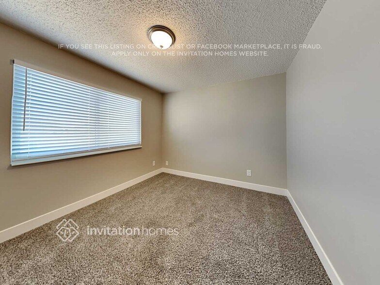 Building Photo - 1125 Hallamwood Dr