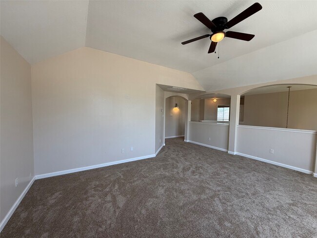 Building Photo - 2226 Dawn Shadow Way