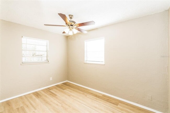 Building Photo - 4626 20th Ave N