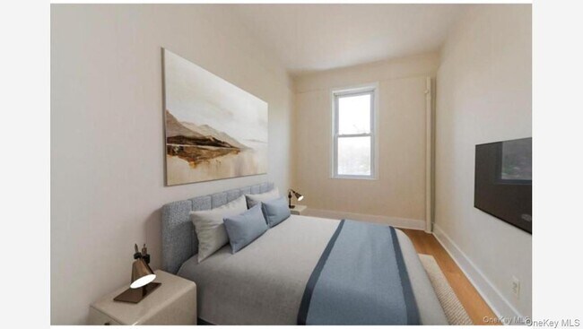 Building Photo - 959 Van Nest Ave