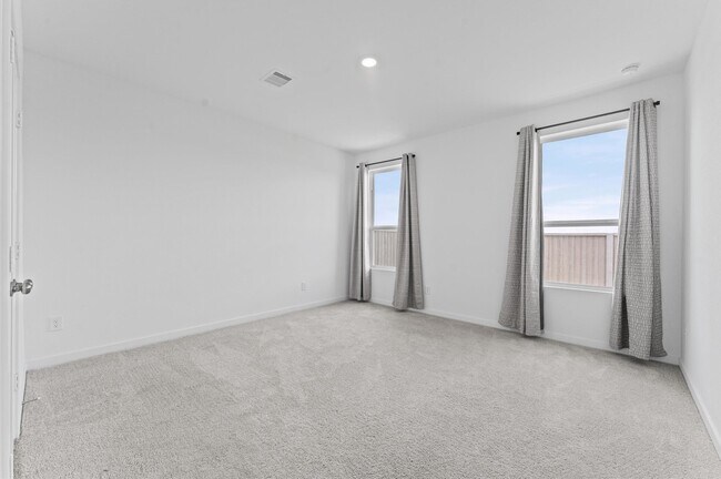 Building Photo - 16503 Mesquite Fld Dr