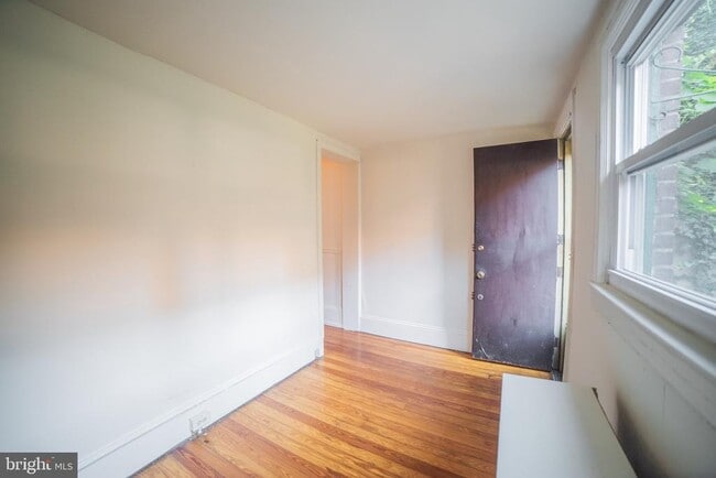 Building Photo - 2314 Spruce St