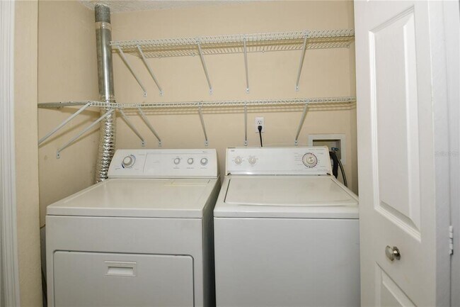 Building Photo - 10155 Sailwinds Blvd S