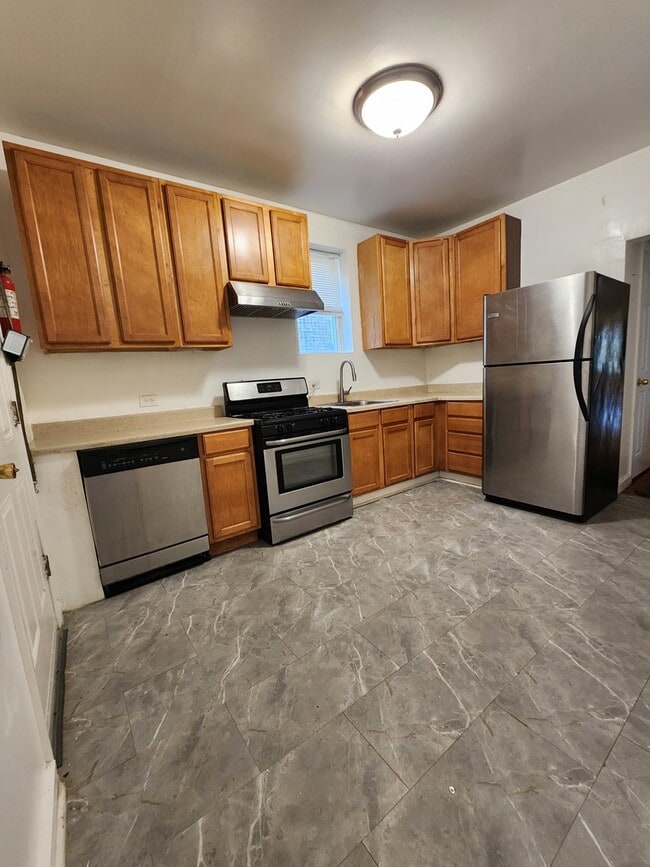 Building Photo - 7835 S Saginaw Ave