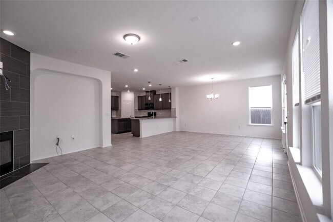 Building Photo - 6408 Carriage Pines Dr