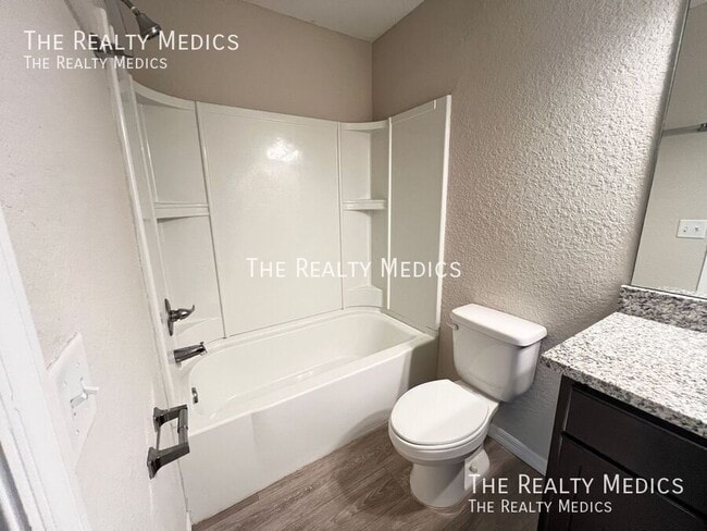 Building Photo - 41 Juniper Pass