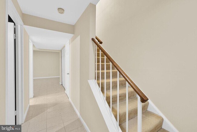 Building Photo - 10326 Colony Park Dr