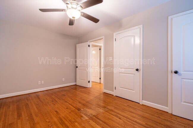 Building Photo - 12013 Idlewild Rd