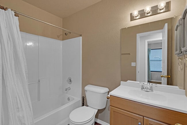 Building Photo - 440 Goldshire Pl