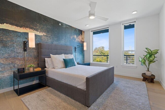 Building Photo - 1600 S 1st St