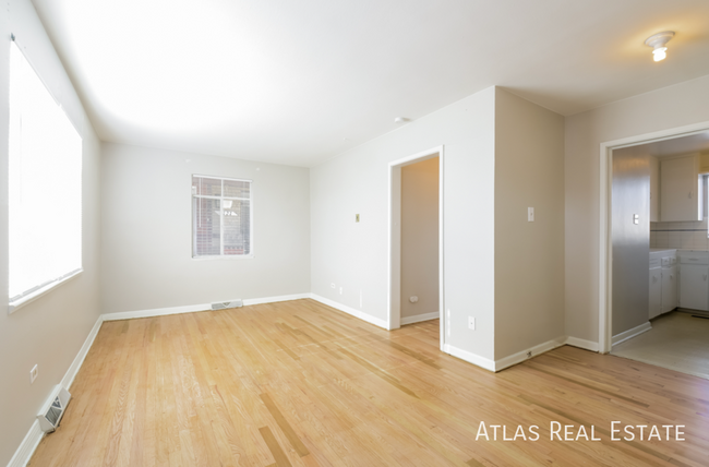 Primary Photo - 7121 E 60th Way