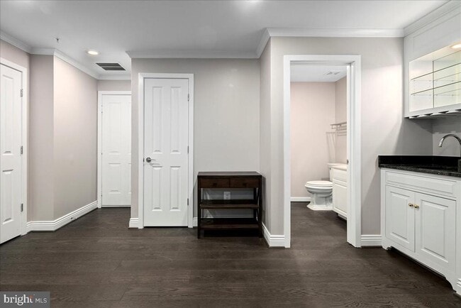 Building Photo - 2863 11th St N