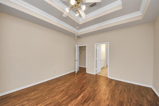 Building Photo - 930 Allisa St