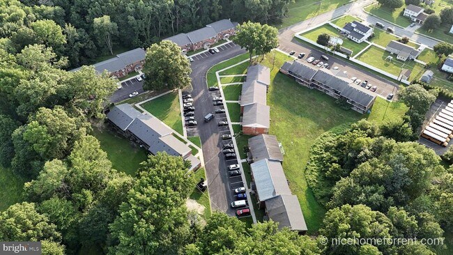 Building Photo - 20 Fort Sumpter Rd