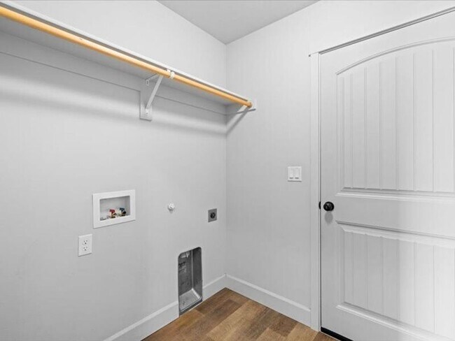 Building Photo - 4313 Vermilion Ln