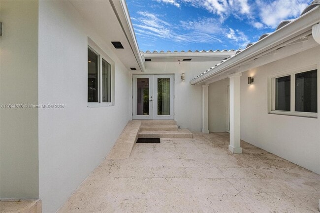 Building Photo - 919 Granada Groves Ct