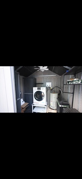 Laundry - 205 E Nakoma