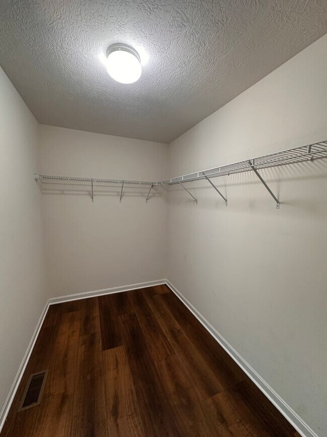 Building Photo - Beautiful 3-Bedroom Home in Desirable Village at Armstrong Farms
