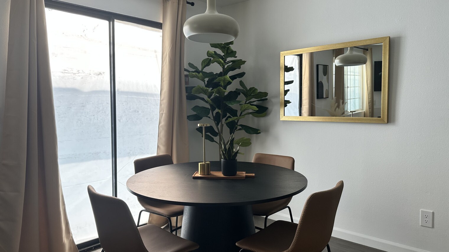 Building Photo - 4205 Ohio St