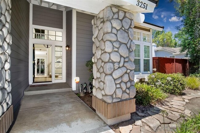 Building Photo - 3251 Celinda Dr