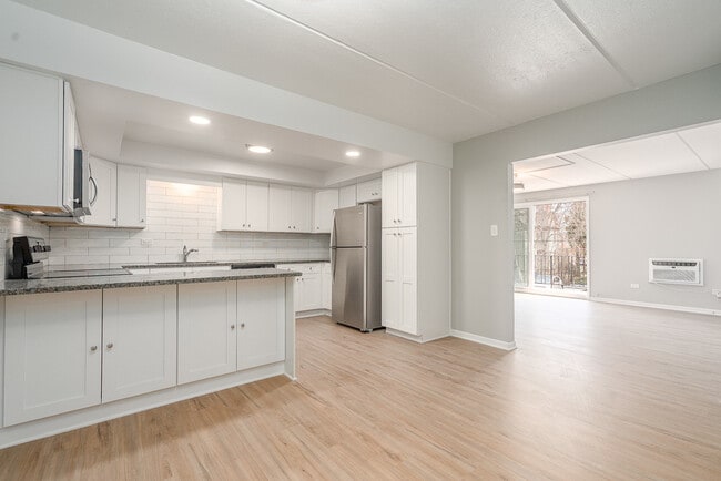 Building Photo - 21 S Waiola Ave
