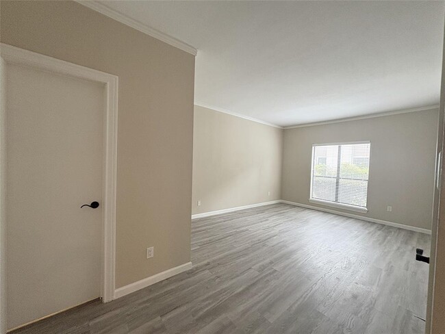 Building Photo - 1201 Bering Dr